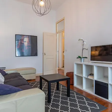 Typical 2bdr In By Lovelystay Daire Lisboa