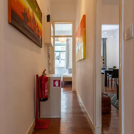 Typical 2bdr In By Lovelystay Daire Lisboa
